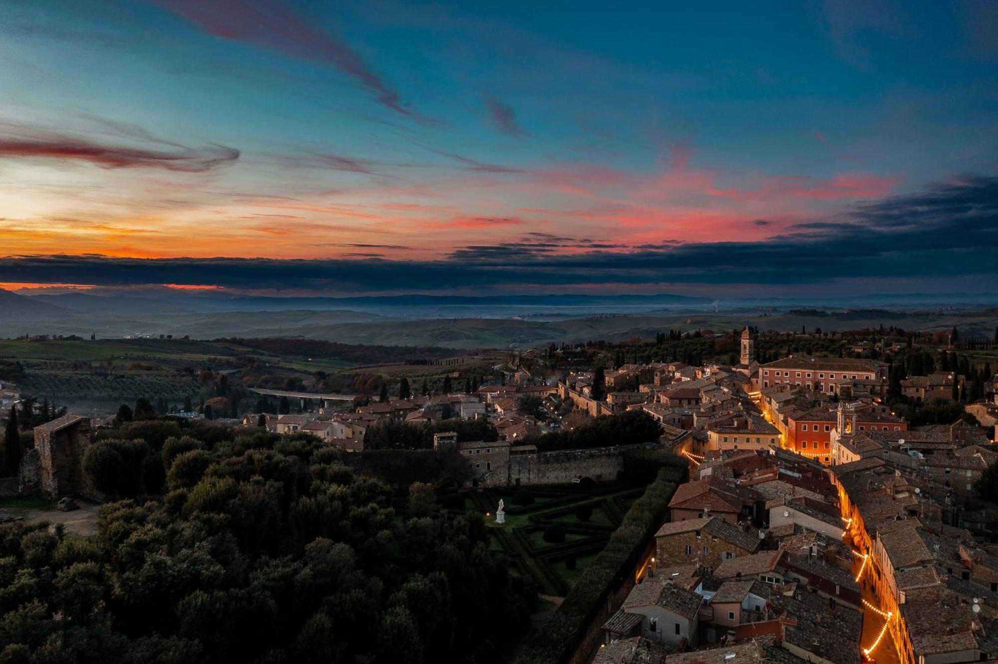 Borgo Medievale San Quirico D'Orcia B&B - Capitano Collection - Albergo Diffuso エクステリア 写真