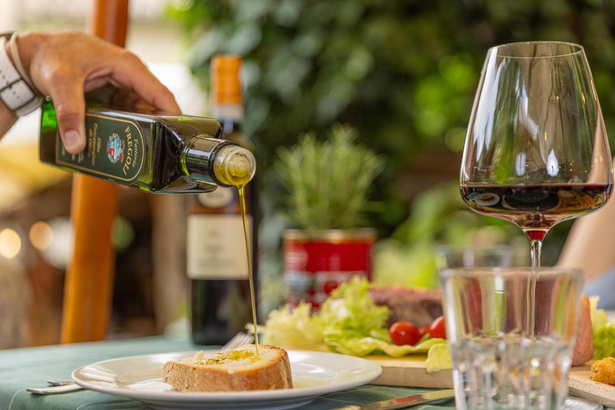 Borgo Medievale San Quirico D'Orcia B&B - Capitano Collection - Albergo Diffuso エクステリア 写真